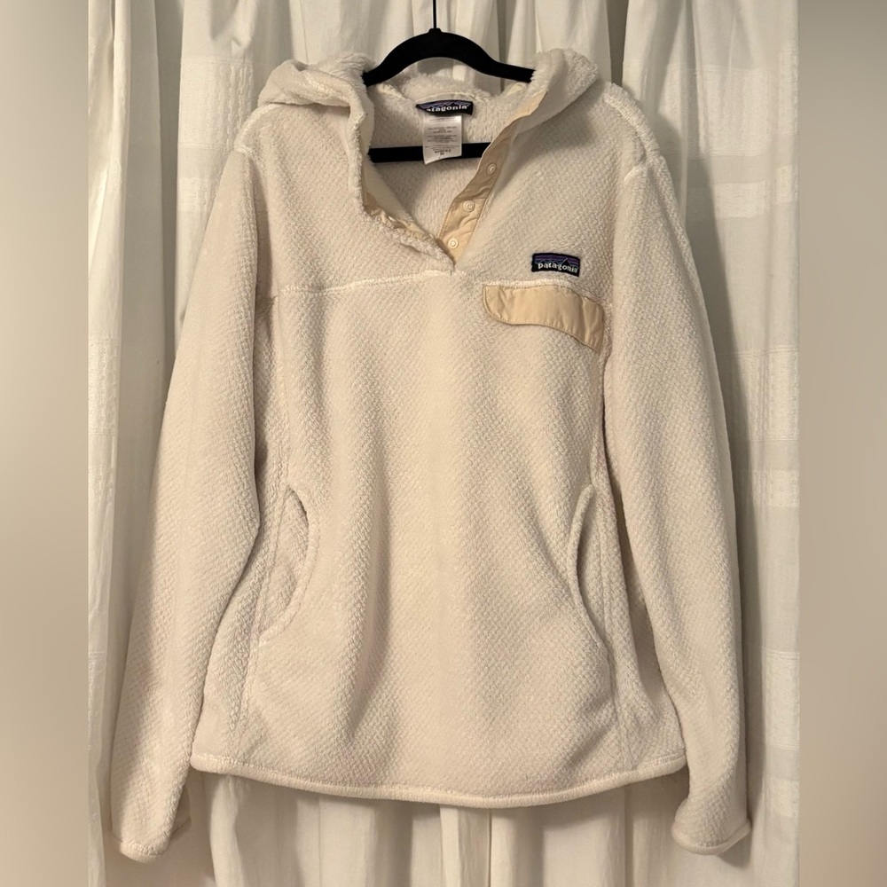 Patagonia Off-White Fleece Jacket